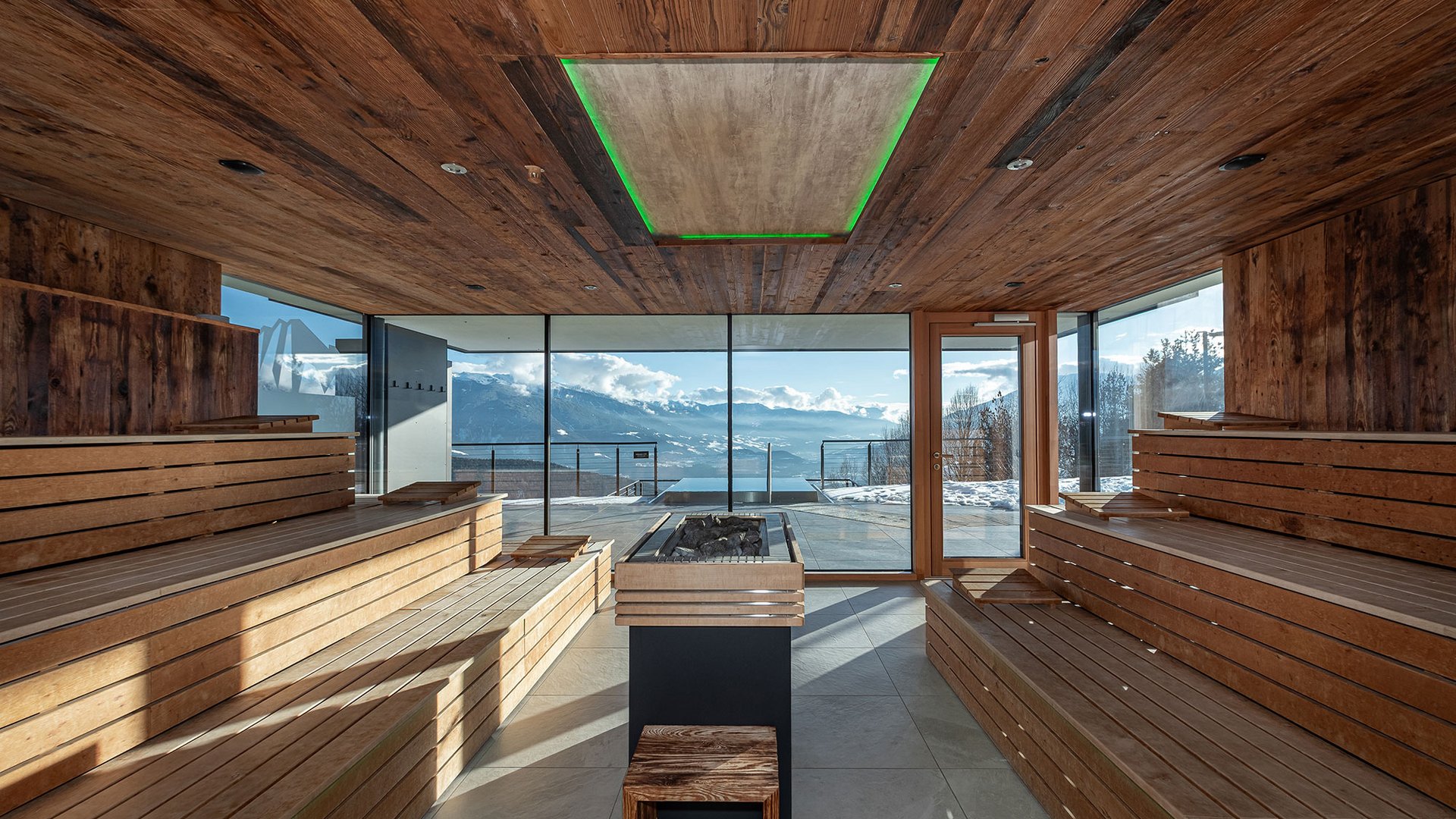 Der Huberhof in Meransen: willkommen! Der Huberhof in Meransen: willkommen!